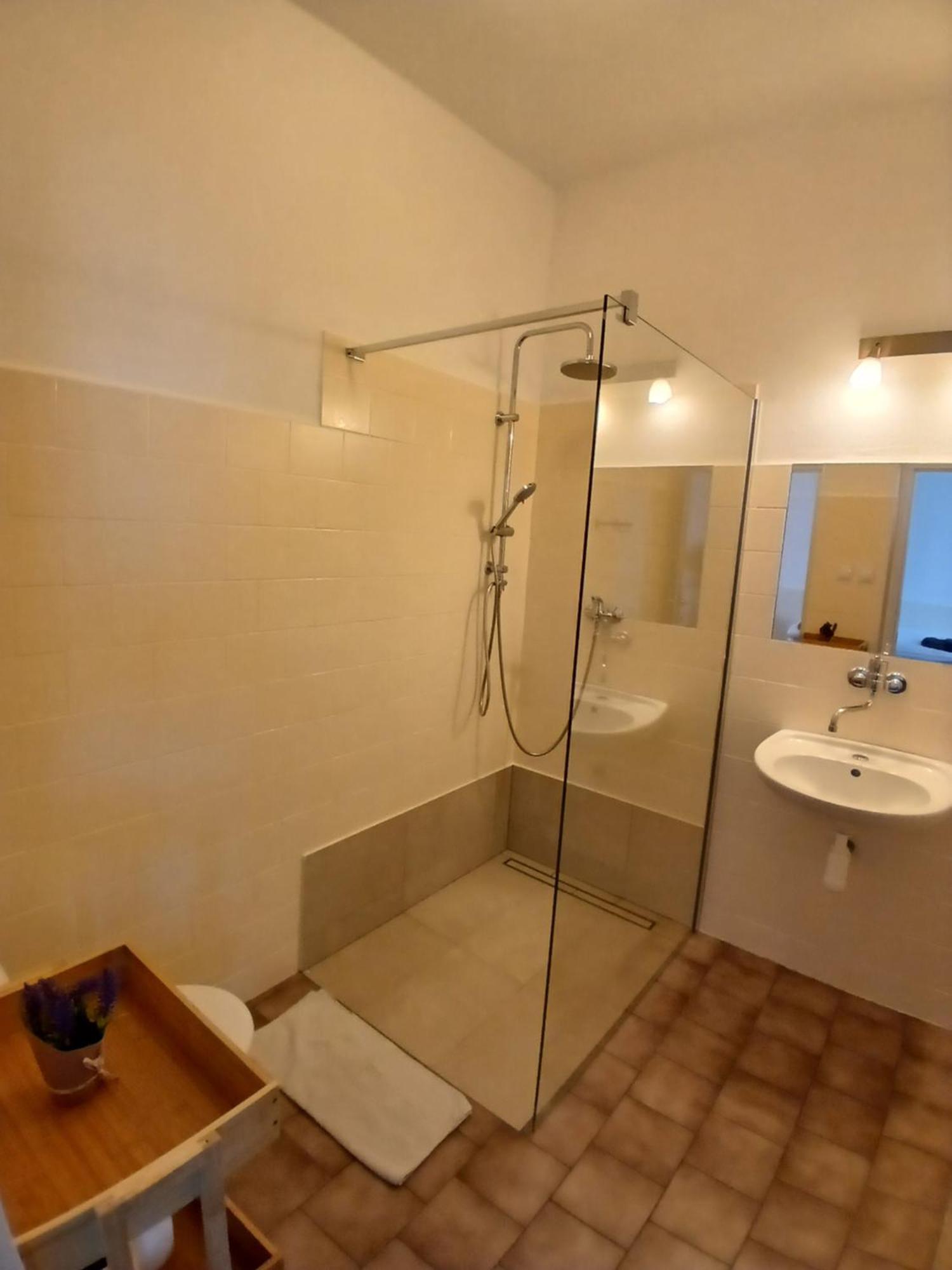 Hotel U Budvaru Ceske Budejovice Exteriör bild